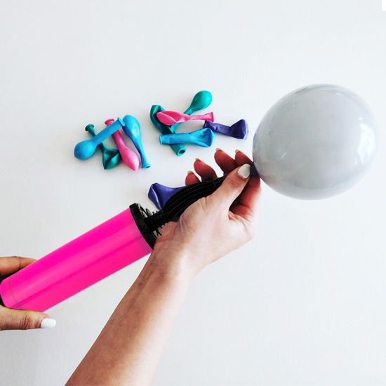 Imagen de BOMBA MANUAL PARA INFLAR GLOBOS