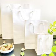 Imagen de BOLSA DE PAPEL BLANCA XS